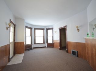 137 Park St, Adrian, MI 49221