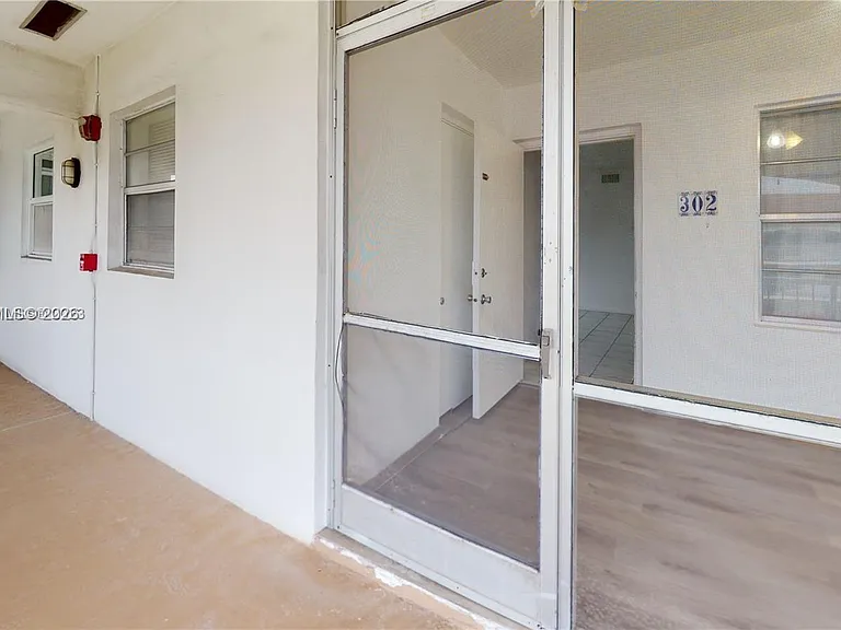 580 Egret Dr #302 — Photo 16