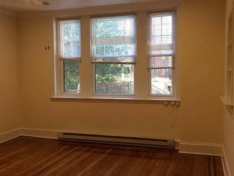 One Bedroom Living Room