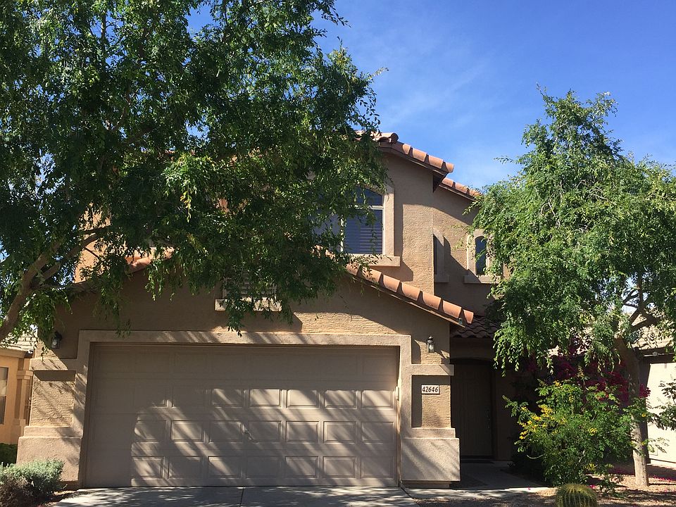 1st image of 42646 W Sunland Dr