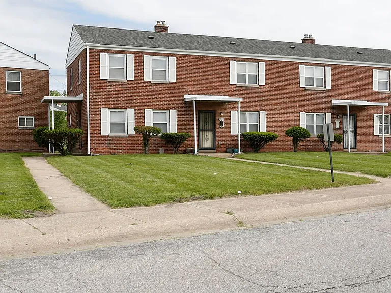 2301 Waverly Dr — Photo 22