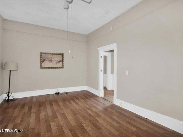 jacksonville-florida-154626375 picture