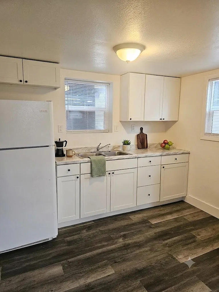 2 bed, 942 sqft, $1,100 — Photo 3