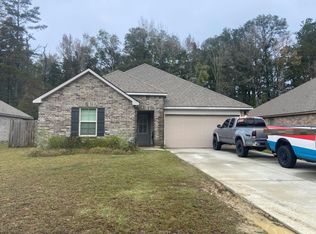 30925 Clearview Ct, Denham Springs, LA 70726