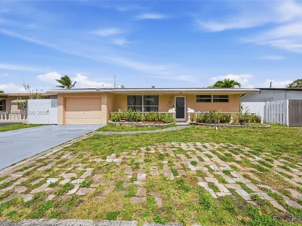 8641 NW 25th Ct, Sunrise, FL 33322
