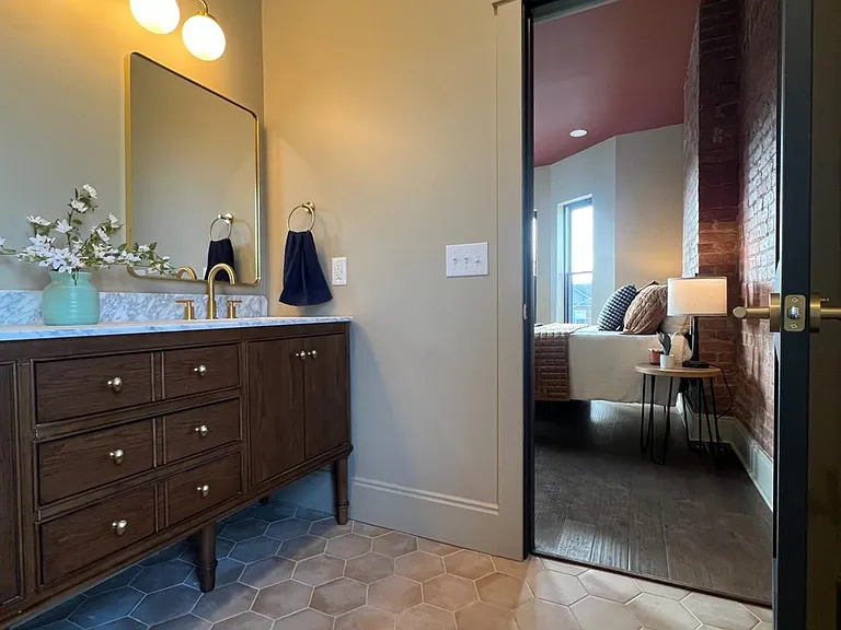 3634 Columbia Pkwy — Photo 34