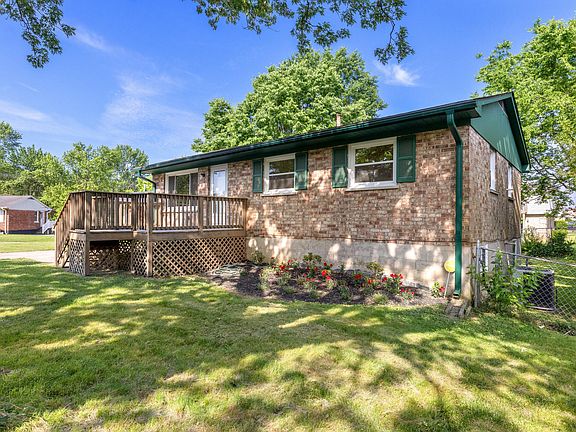 2nd image of 289 Mulberry Ct