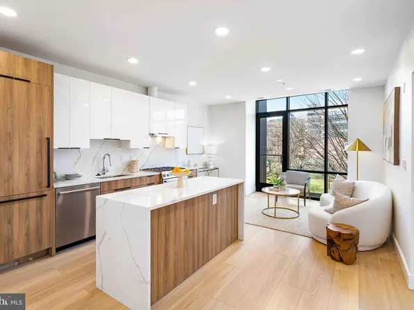 4111 Connecticut Ave NW APT 202, Washington, DC 20008