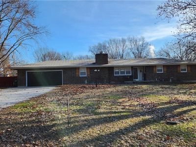 908 Harr Grove Rd, Peculiar, MO, 64078