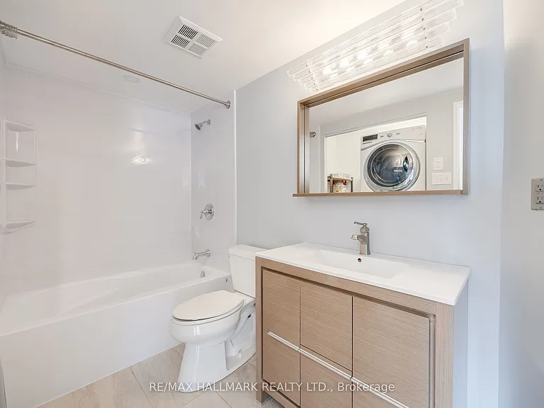95 Lombard St #1202 — Photo 14