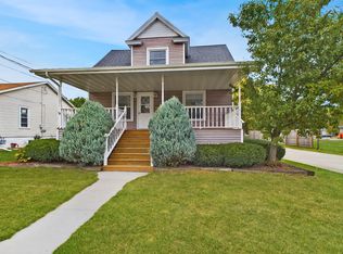 421 E Pearl St, Seymour, WI 54165