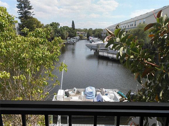 3rd image of 370 Moorings Cove Dr #370