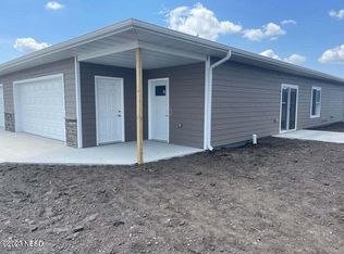 1814 4th St NW, Watertown, SD 57201