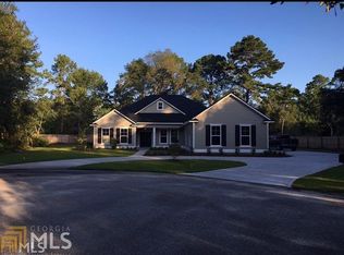 40 Shady Ct, Woodbine, GA 31569