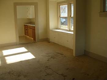 2nd image of 143 Molalla Ave