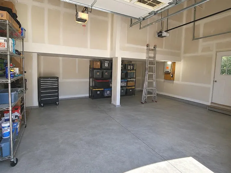 7702 Tower Woods Dr — Photo 28