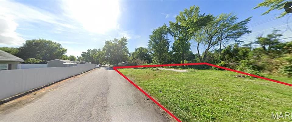 2nd image of 23 Agnes Dr