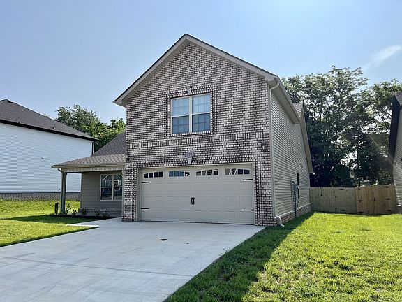 3rd image of 775 Lillian Grace Dr