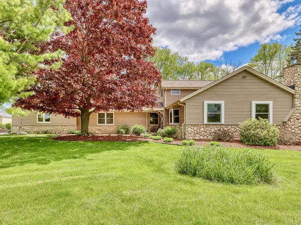 1559 River Bend ROAD, Grafton, WI 53024