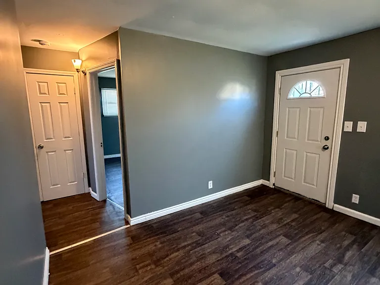 26089 Lehigh St — Photo 3