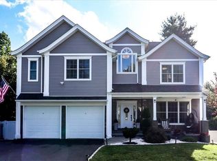 39 Candlewood Shores Rd, Brookfield, CT 06804