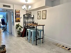 1100 SE 4th Ave #13 — Photo 1
