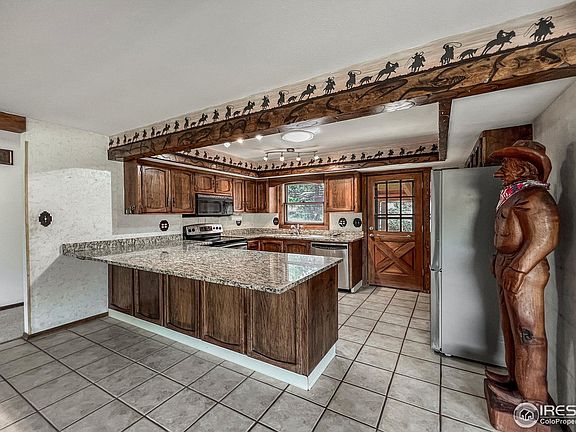 2nd image of 135 Lake Dr