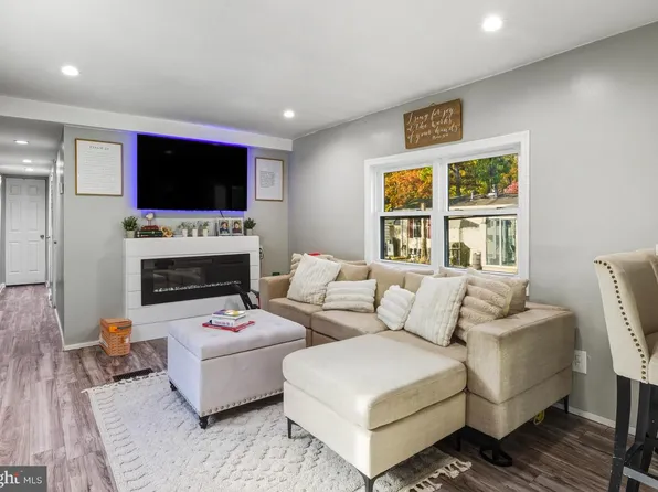 9 Cynthia Pl, Pittsgrove, NJ 08318