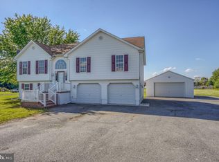 237 Andrews Lake Rd, Felton, DE 19943