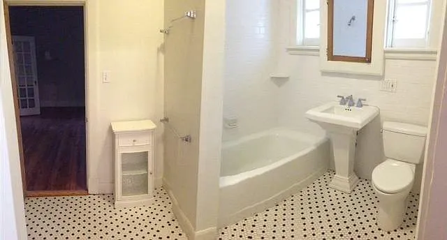 Full bath #1