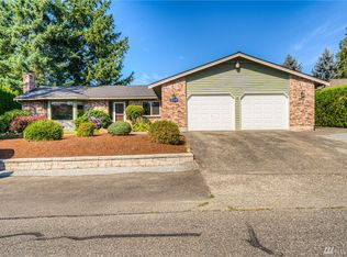 12444 Rainier Dr, Burlington, WA 98233