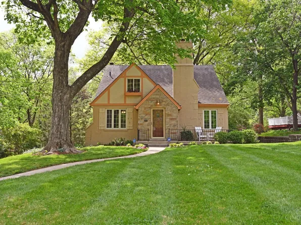 33 Burns Ave, Cincinnati, OH 45215