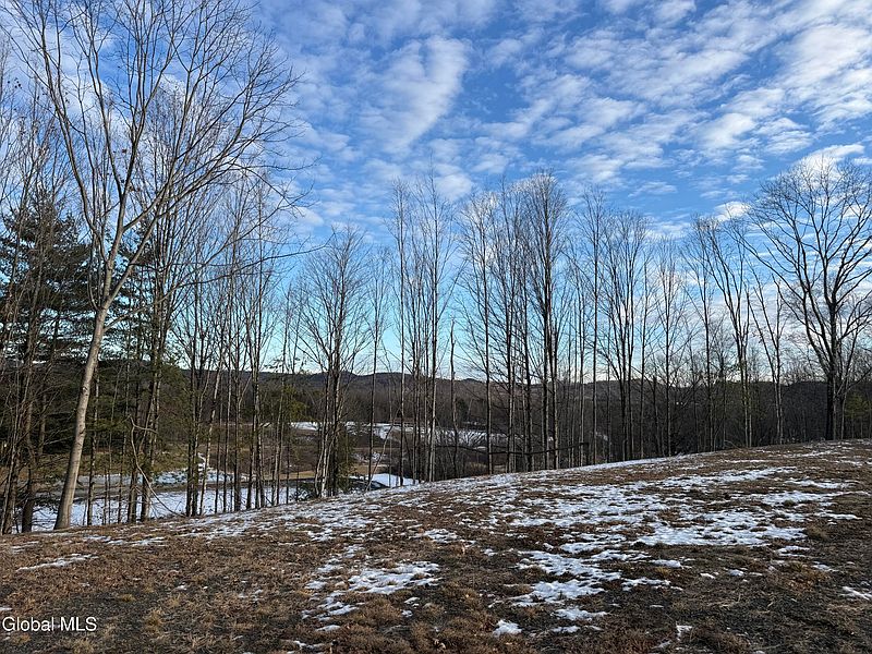 3rd image of 151 Williams Road