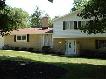 1st image of 7463 Julia Dr