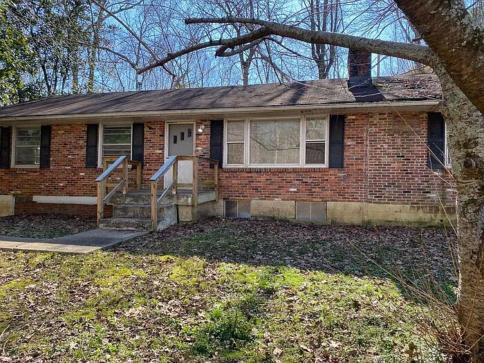 1121 Lockertsville Rd