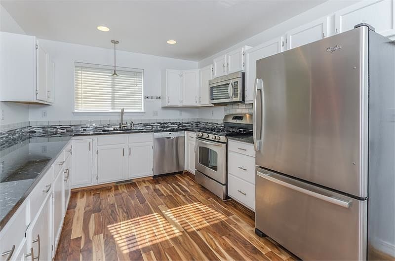 Modern kitchen