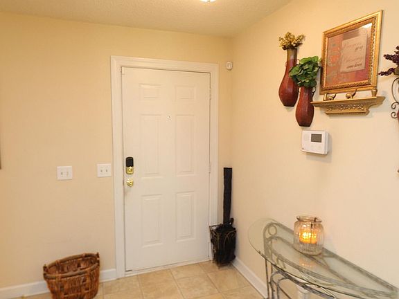 4th image of 4241 Knightsbridge Way