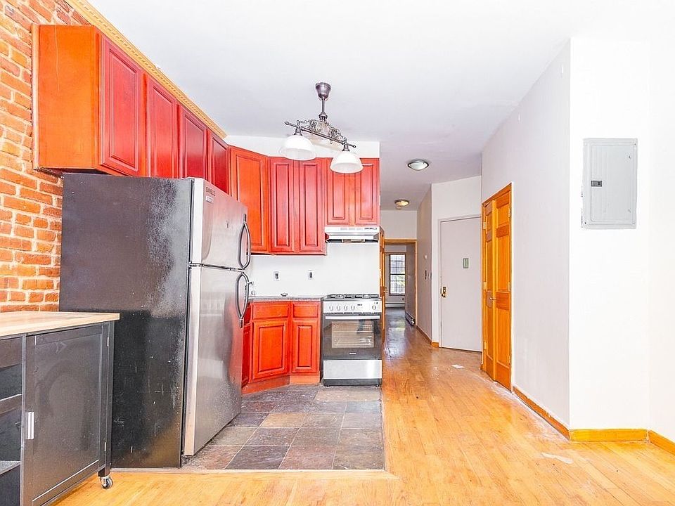 1st image of 135 Rogers Ave #4S