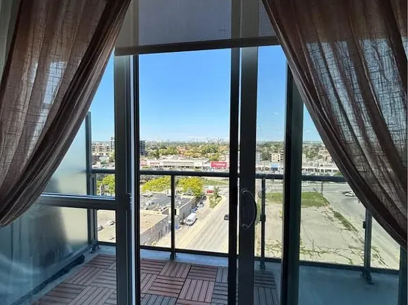 15 James Finlay Way #1107, Toronto, ON M3M 0B3