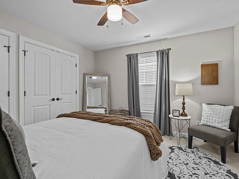 115 Thalia Rd — Photo 20