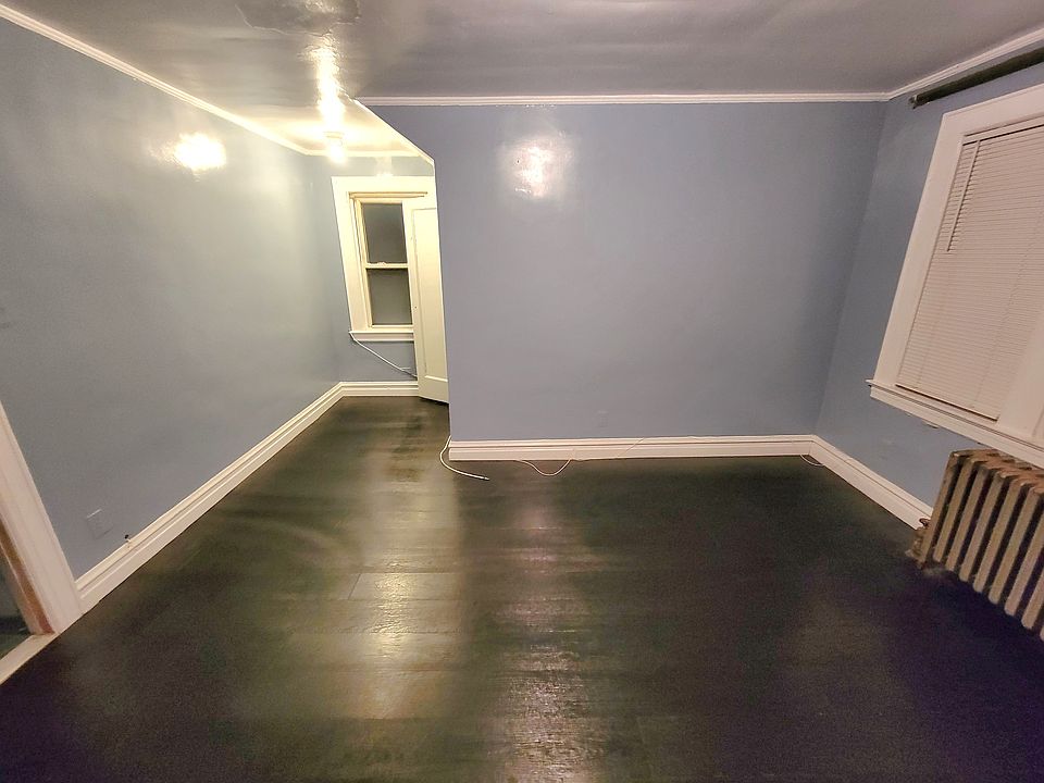 2nd image of 21215 94th Ave