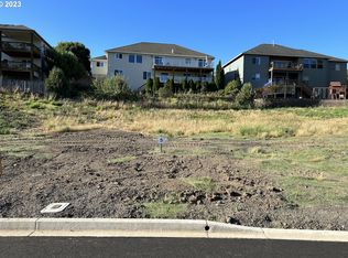 2735 NW Pinehurst Dr #5, McMinnville, OR