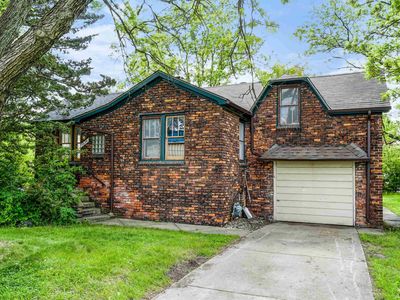 5650 Sylvia St, Dearborn Heights, MI, 48125