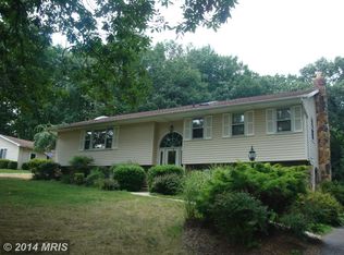 12325 Winfield Dr NE, Cumberland, MD 21502