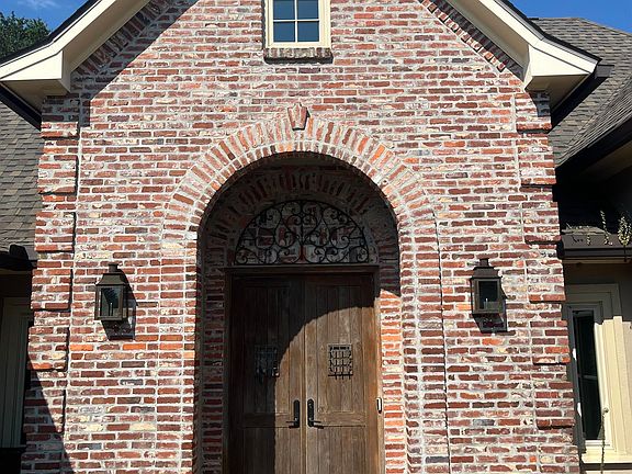 4th image of 59345 Stonewall Dr