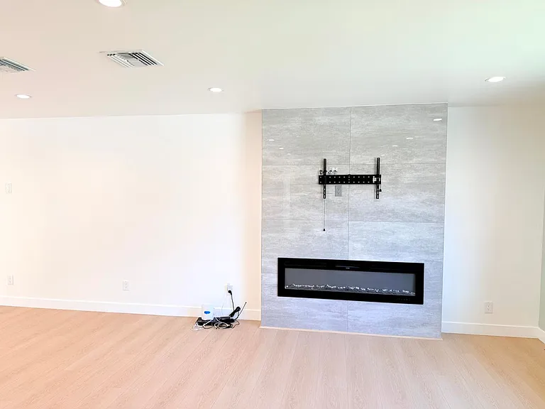 10839 Fellows Avenue — Photo 16