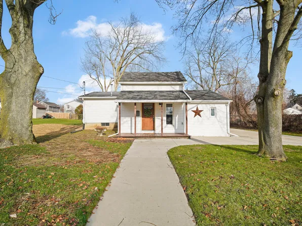 136 Arnold St, Jackson, MI 49202