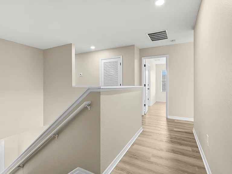 8457 Karpeal Dr — Photo 31