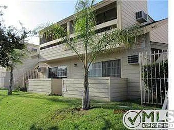 20930 Parthenia St Unit 209, Canoga Park, CA 91304