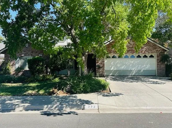 373 Cromwell Ave, Clovis, CA 93611